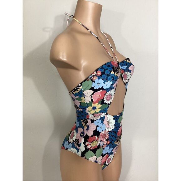 New. O’Neill floral one piece. Small. Retails $99 - Picture 5 of 13